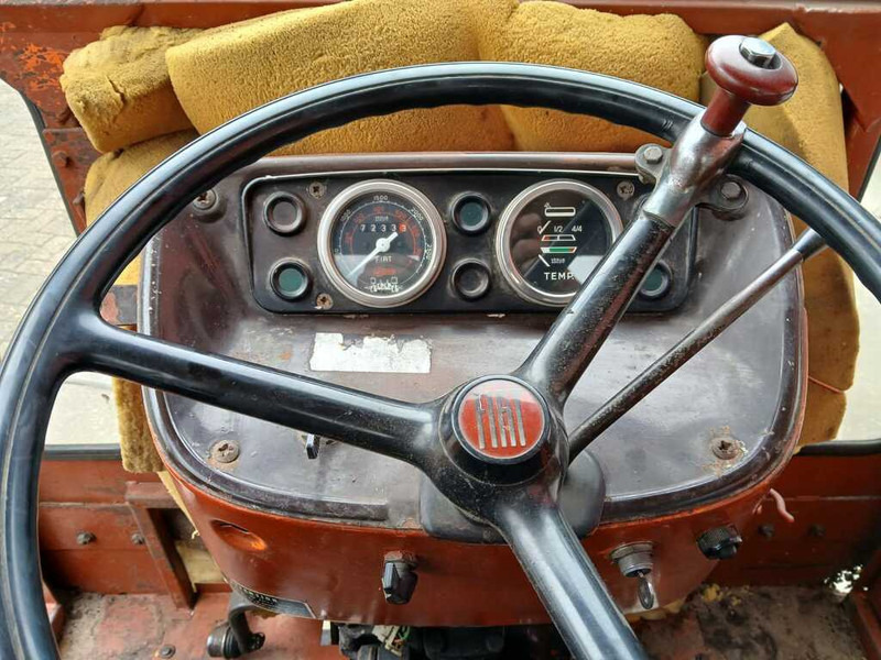 Tractor Fiat 640/8