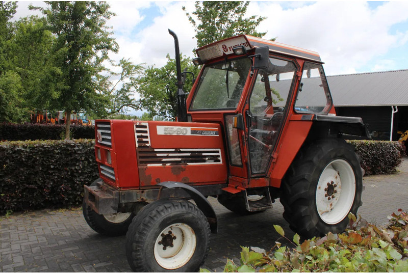 Tractor Fiatagri 55-90