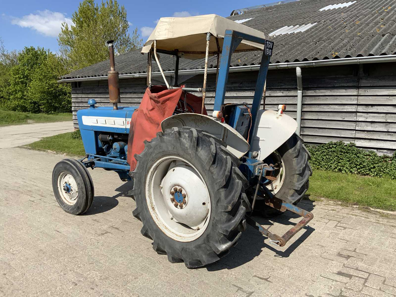 Tractor Ford 3000