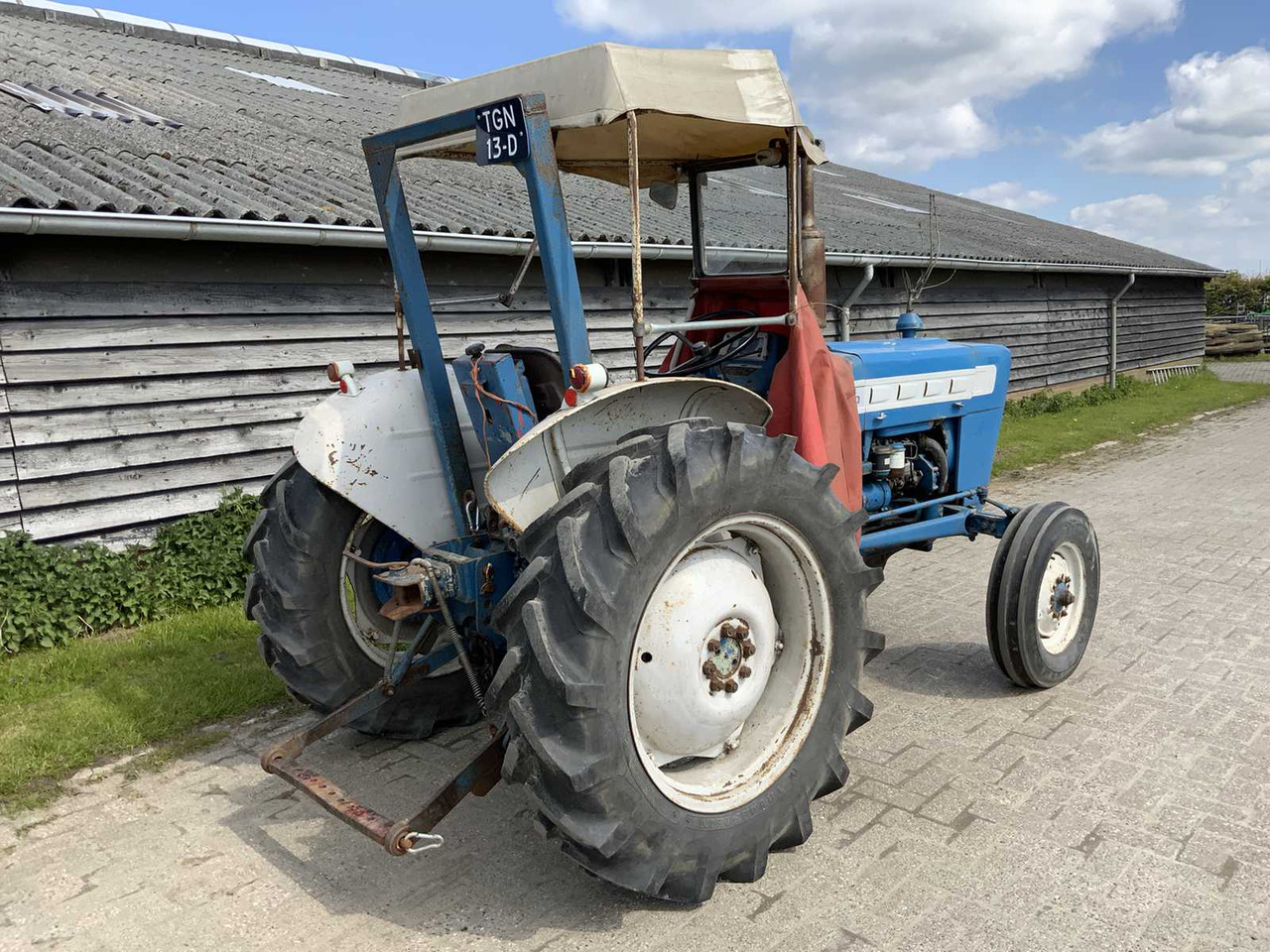 Tractor Ford 3000