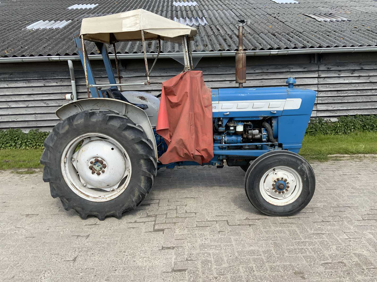 Tractor Ford 3000