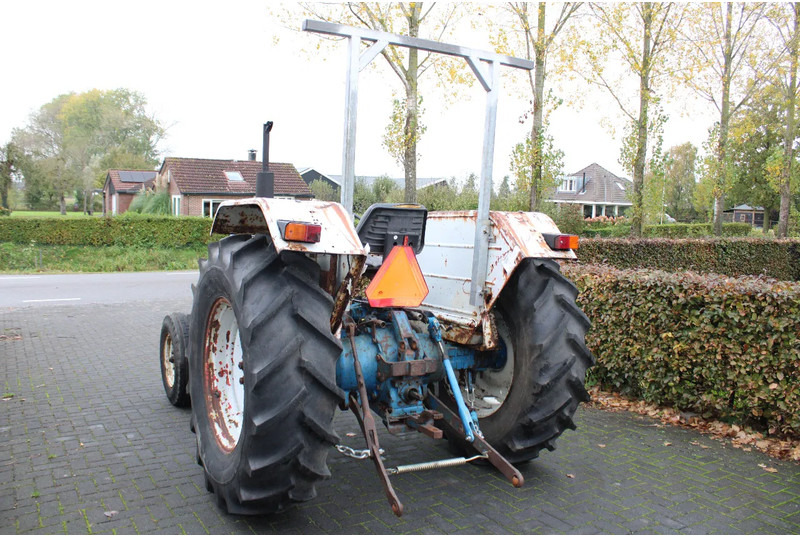 Tractor Ford 4000