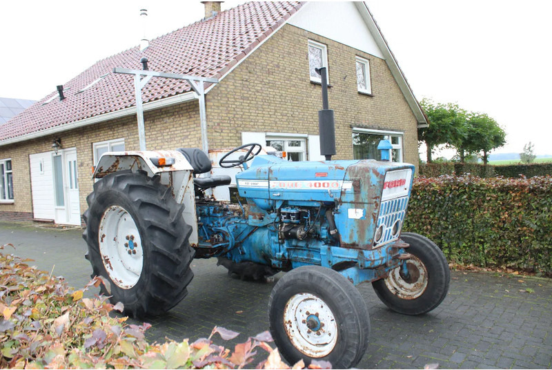 Tractor Ford 4000