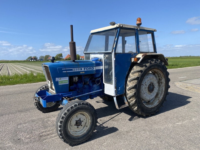 Tractor Ford 4600
