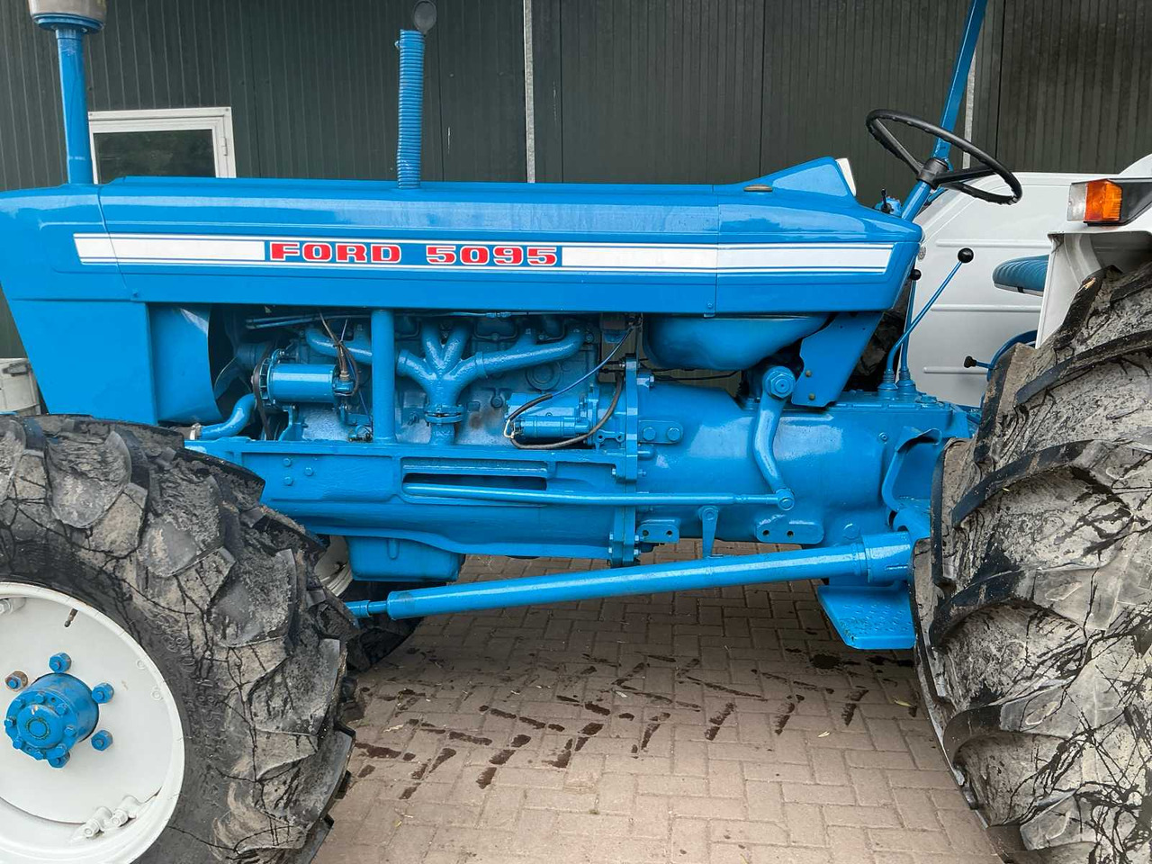 Tractor Ford 5095