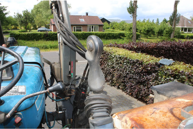 Tractor Ford 5610 met voorlader