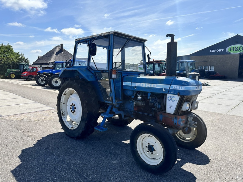 Tractor Ford 6610