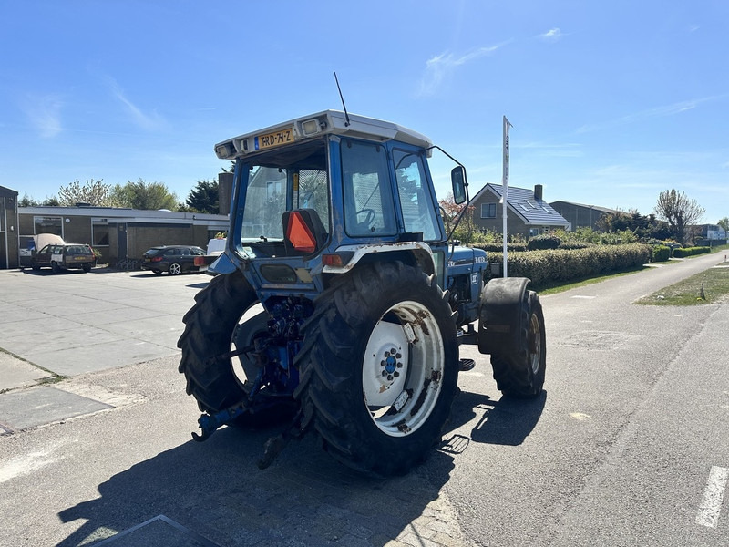 Tractor Ford 6610