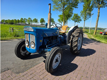Tractor  Ford Super Dexta Tractor