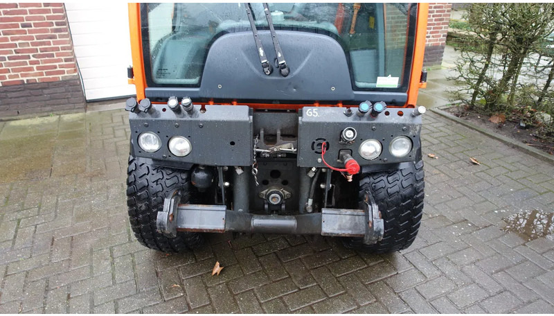 Tractor Holder C270
