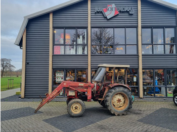 Tractor  INTER 453 with Stoll front loader