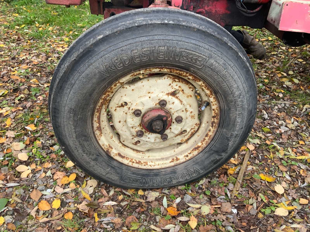 Tractor International 383