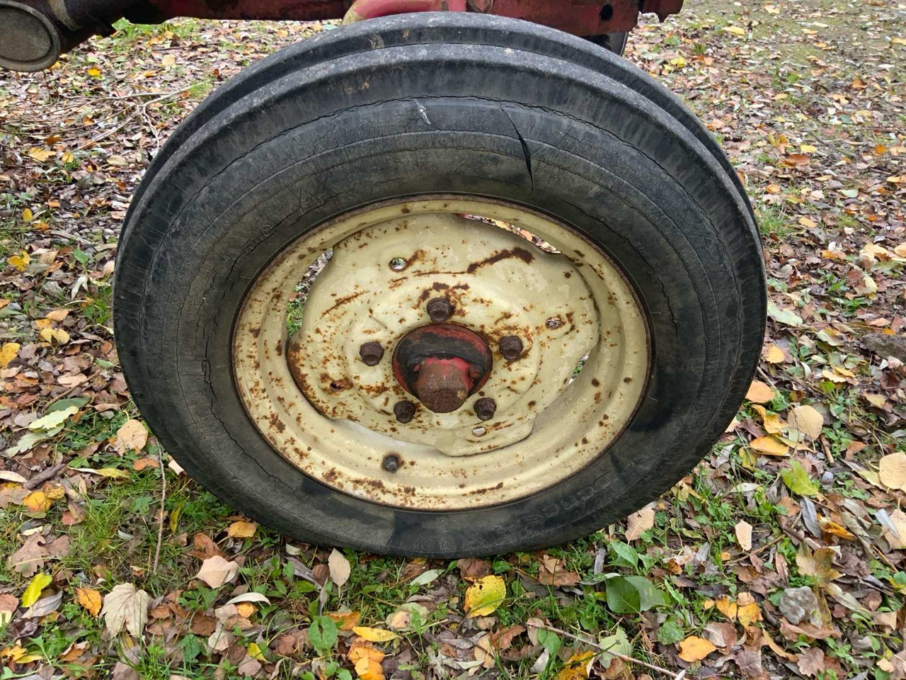 Tractor International 383