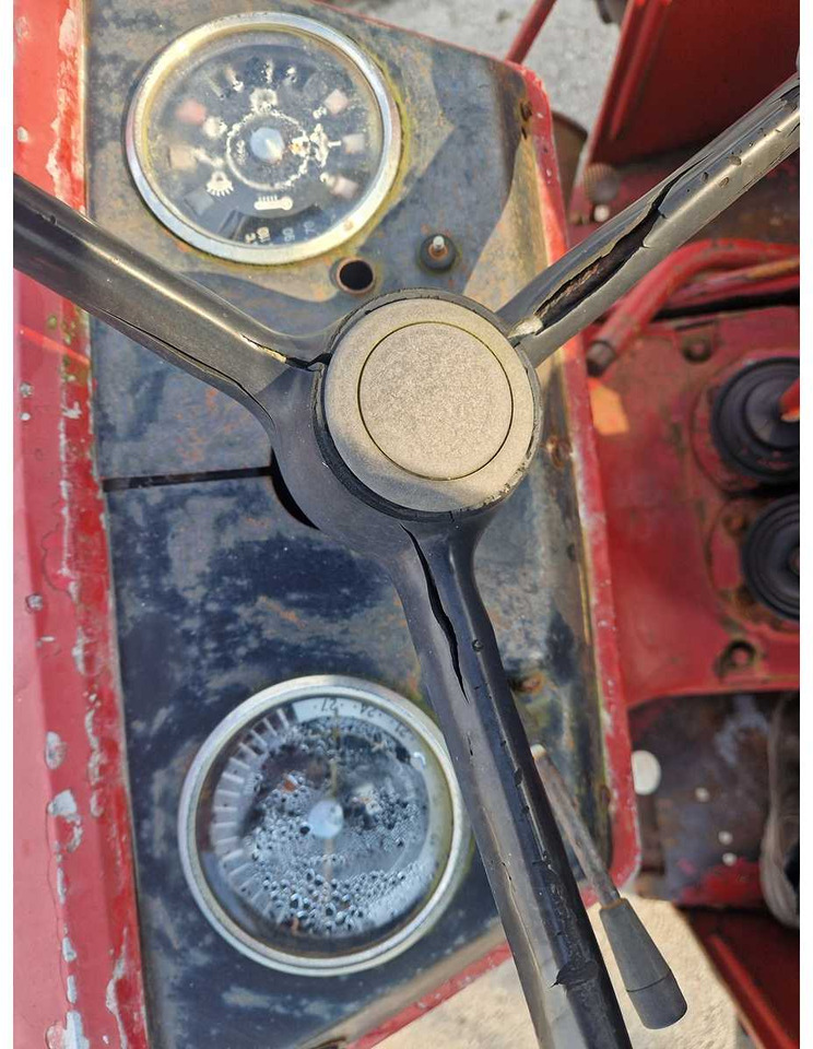 Tractor International 624