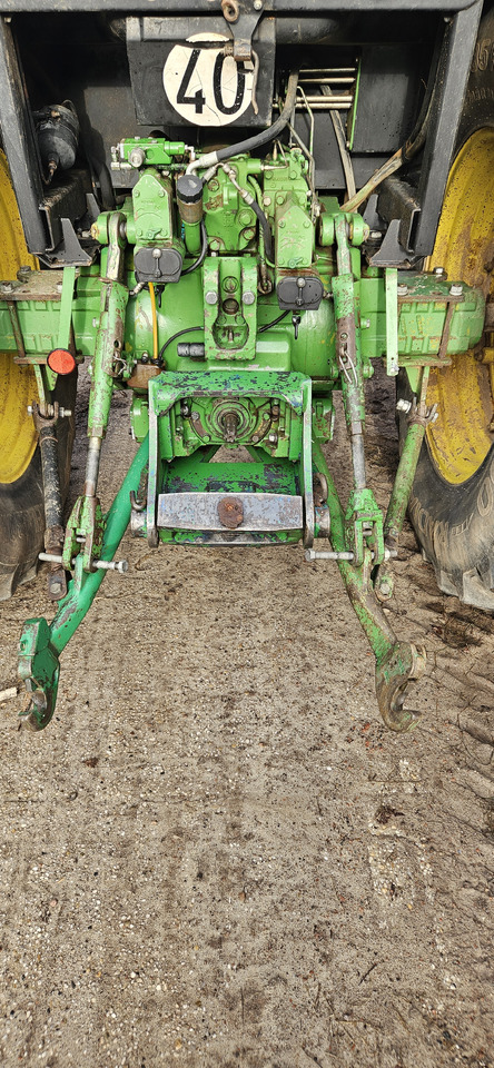 Tractor JOHN DEERE 4350