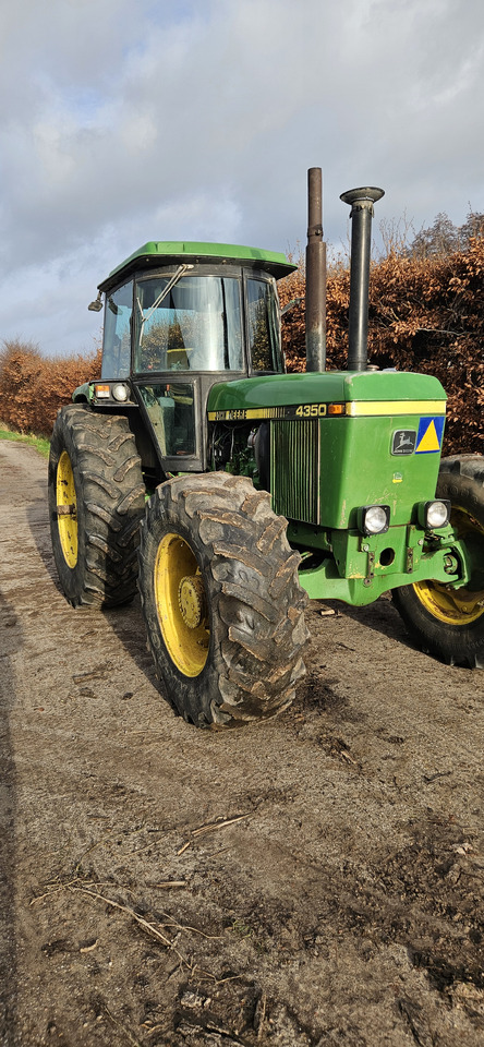 Tractor JOHN DEERE 4350