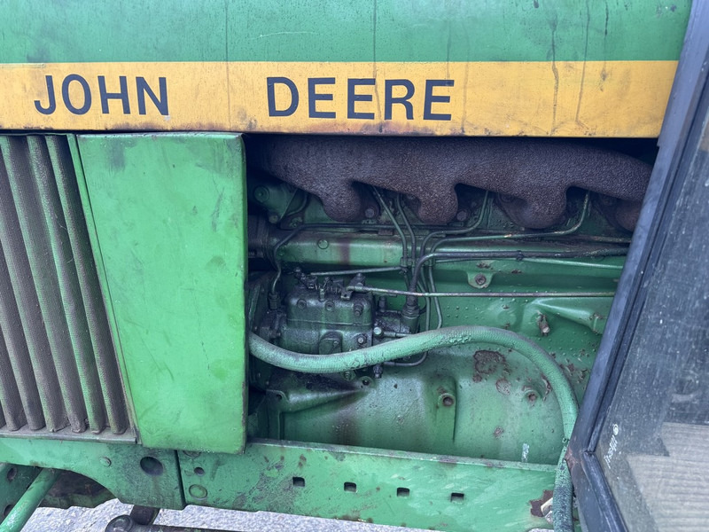 Tractor John Deere 2130