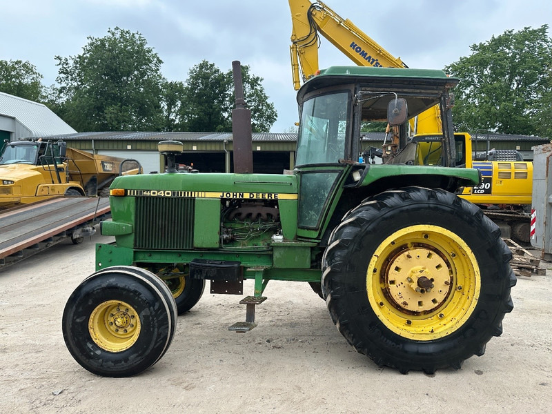 Tractor John Deere 4040