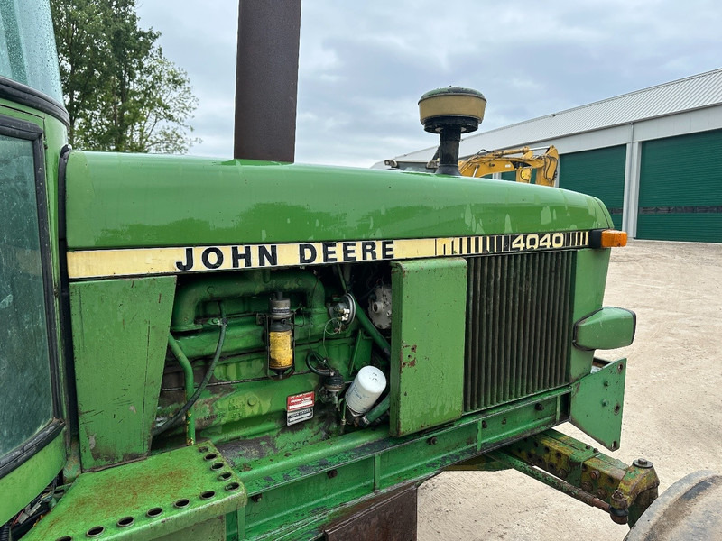 Tractor John Deere 4040