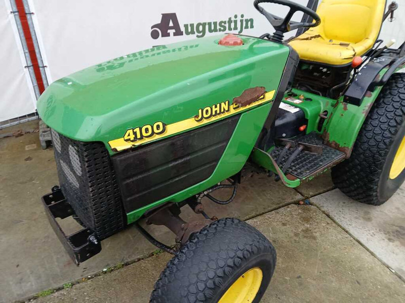 Tractor John Deere 4100