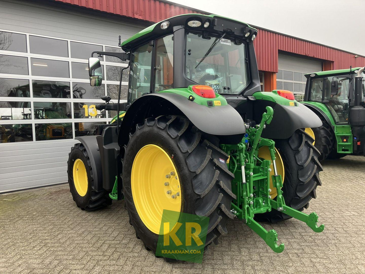 Tractor John Deere 6090M