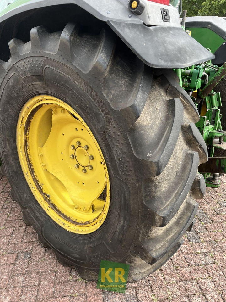 Tractor John Deere 6110