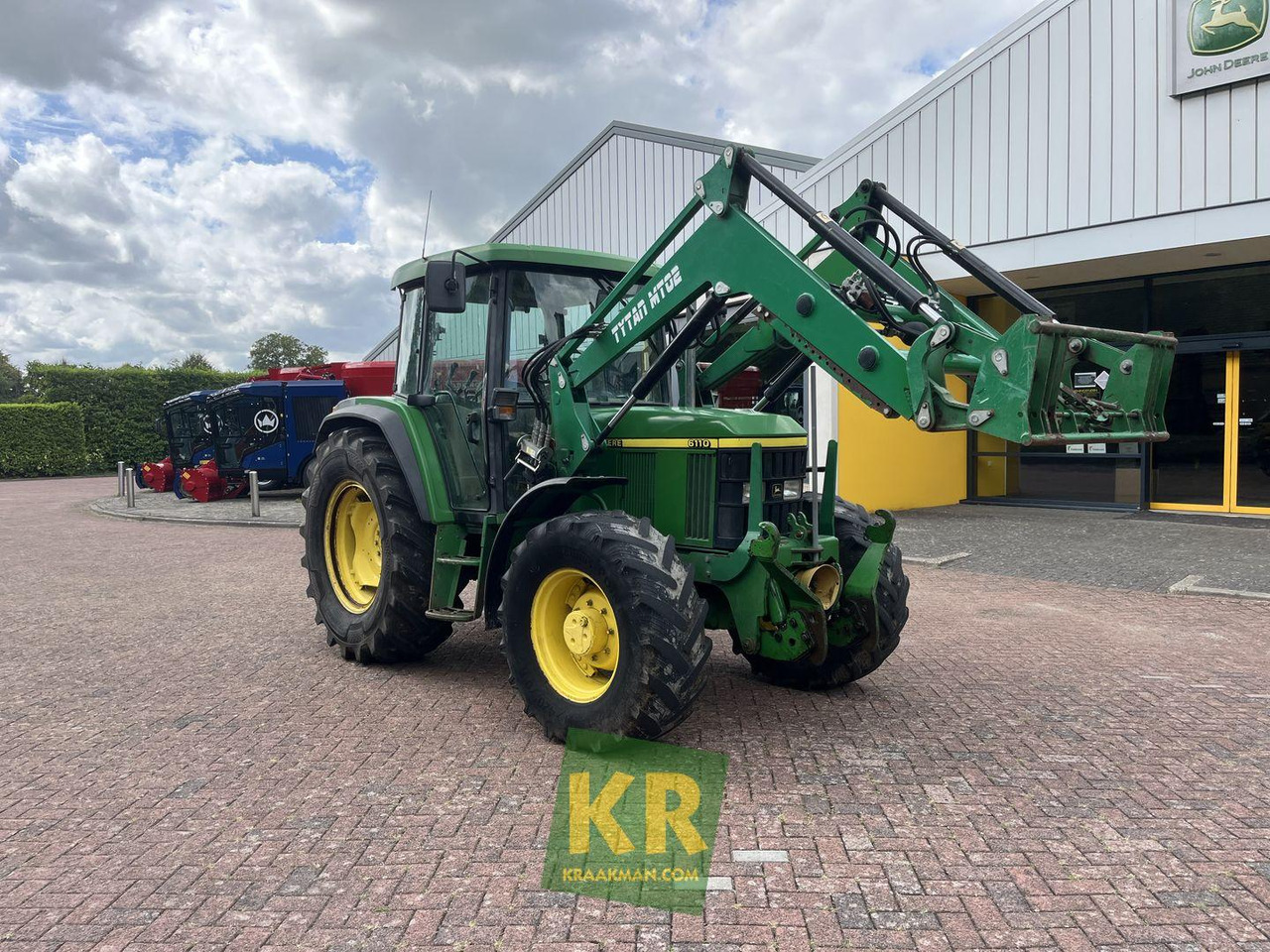 Tractor John Deere 6110