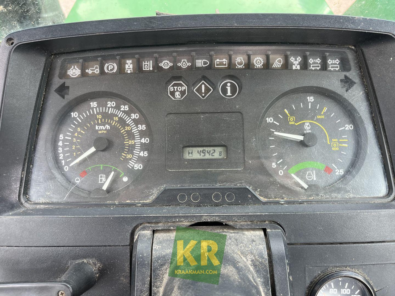 Tractor John Deere 6110