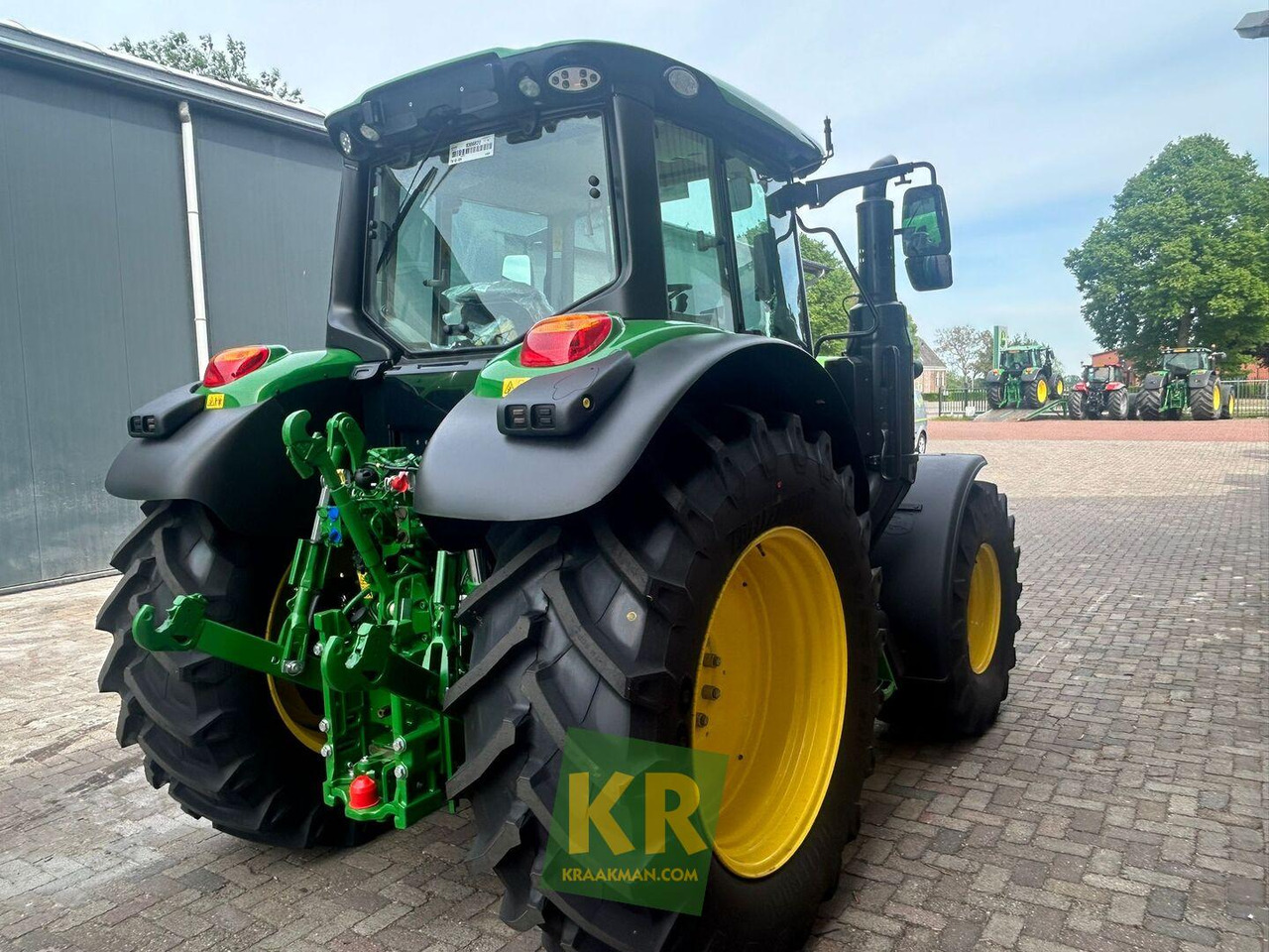 Tractor John Deere 6120M