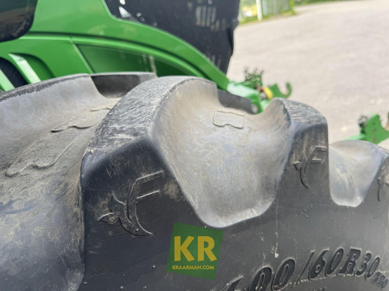 Tractor John Deere 6150R