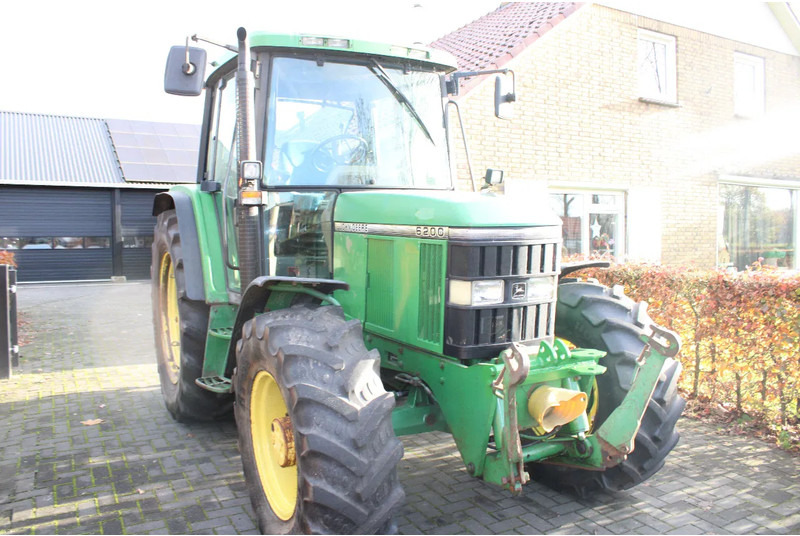Tractor John Deere 6200