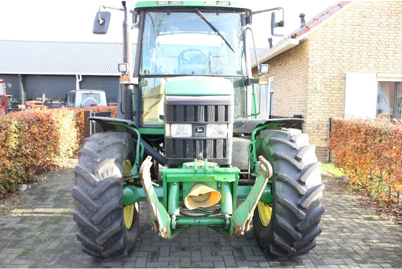 Tractor John Deere 6200