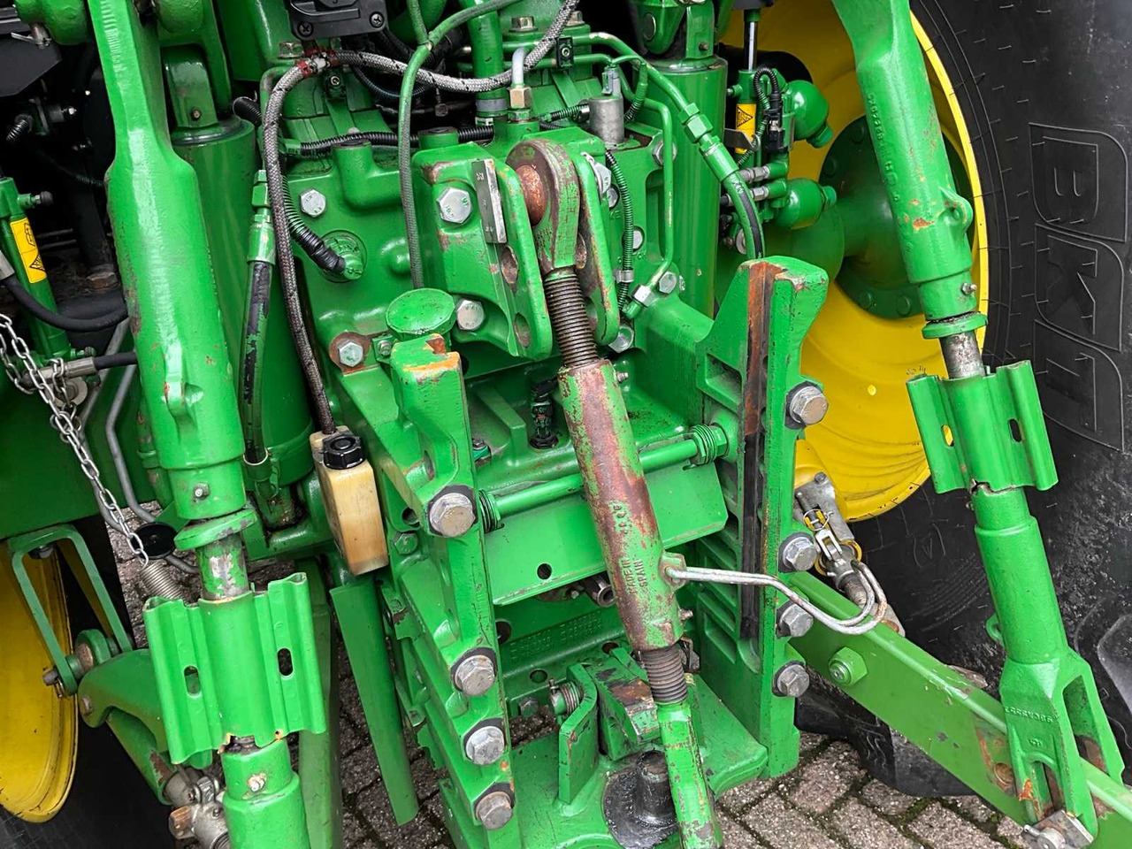 Tractor John Deere 6210R