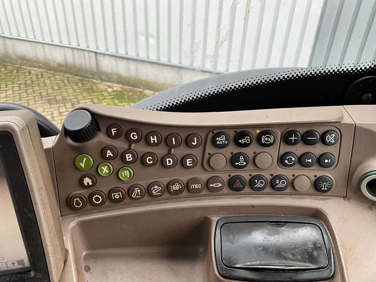 Tractor John Deere 6210R