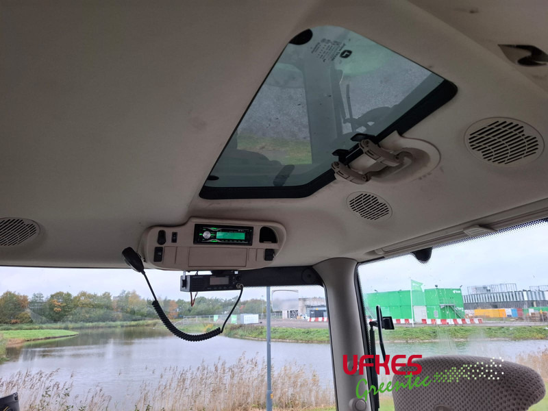 Tractor John Deere 6215 R