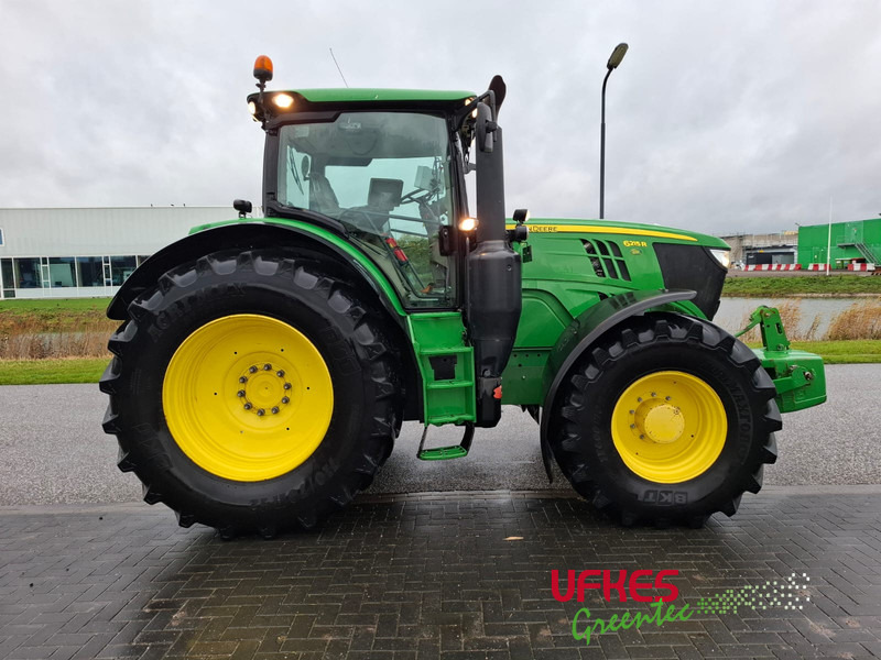 Tractor John Deere 6215 R