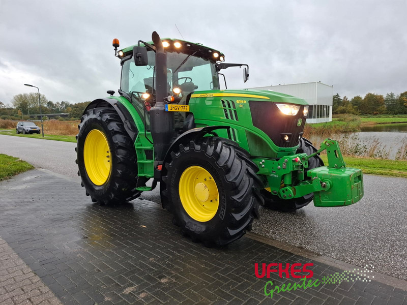 Tractor John Deere 6215 R
