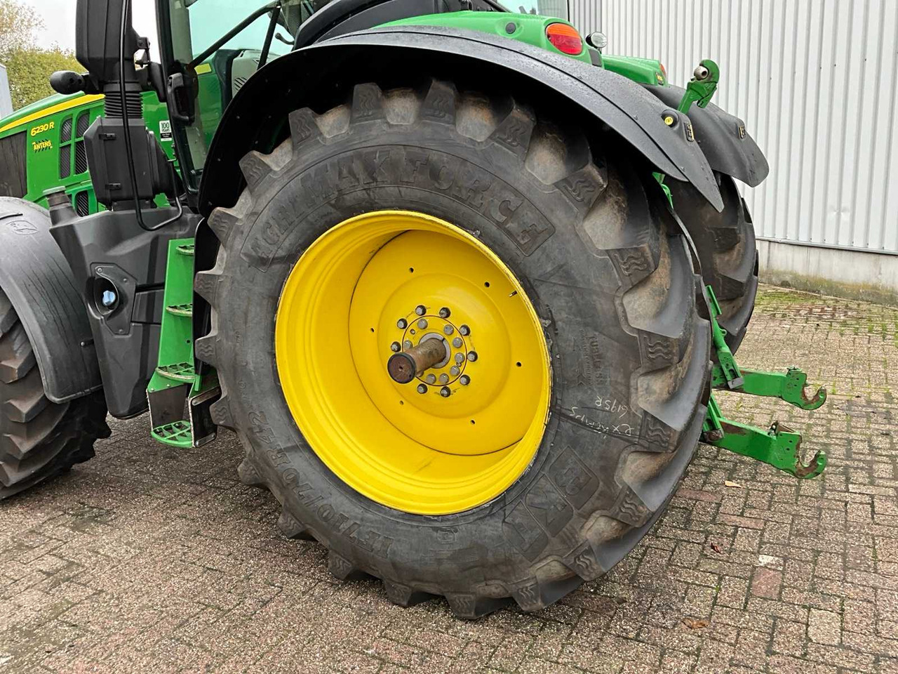 Tractor John Deere 6230R
