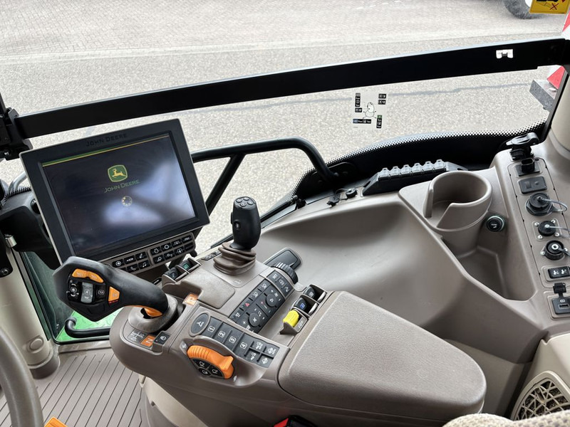 Tractor John Deere 6250R Premium Edtition