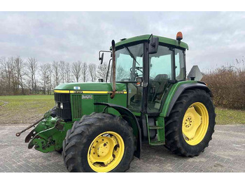 Tractor John Deere 6310, fronthef + pto