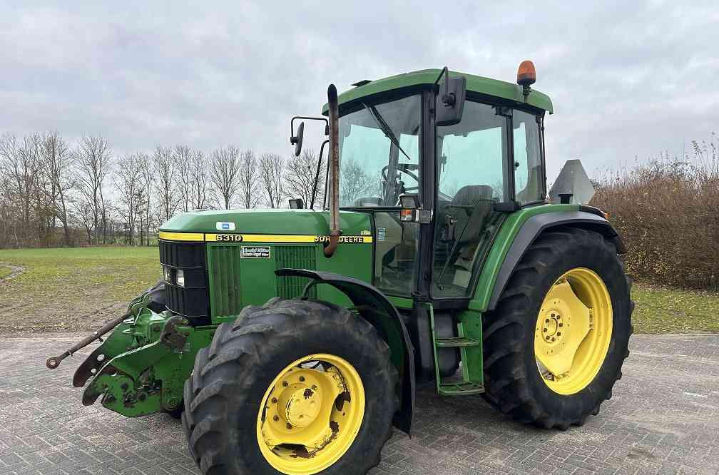 Tractor John Deere 6310, fronthef + pto