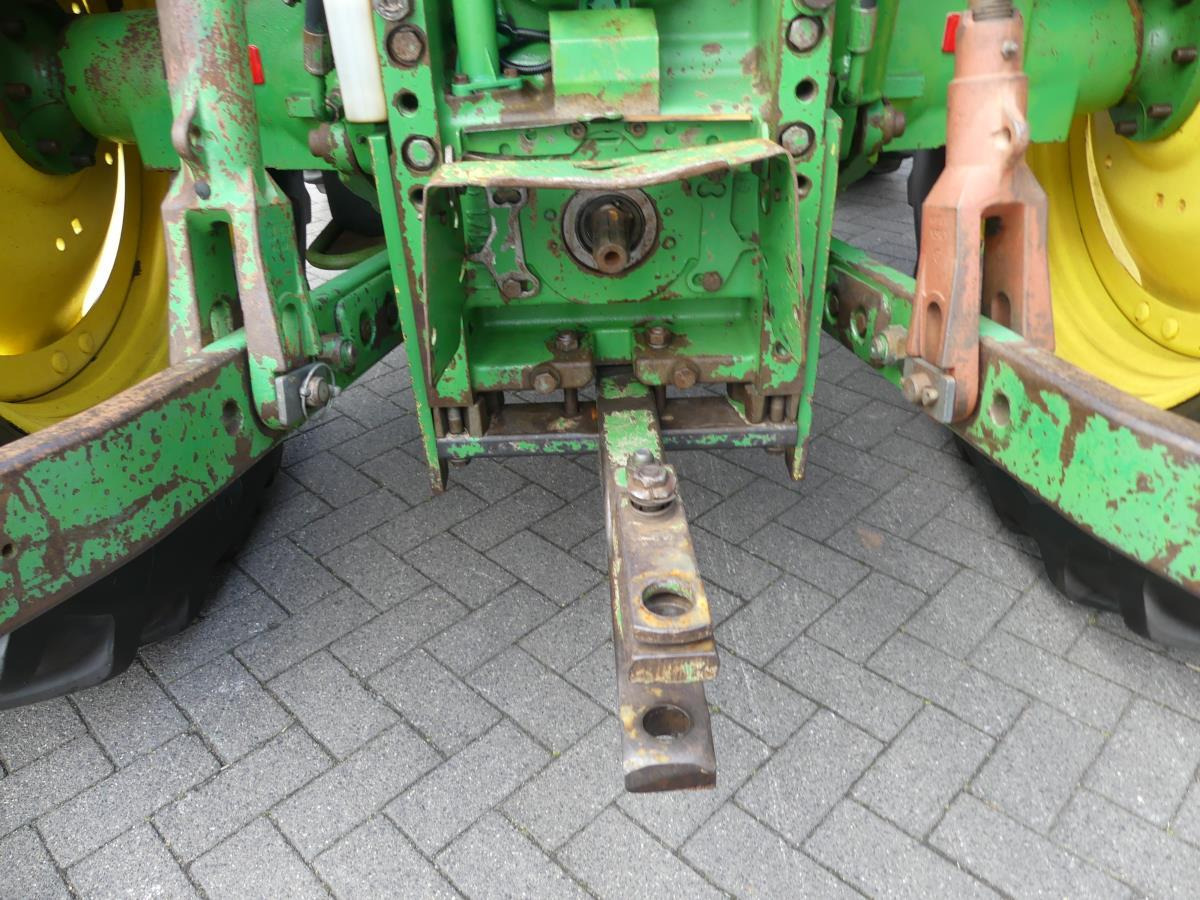 Tractor John-Deere 6410