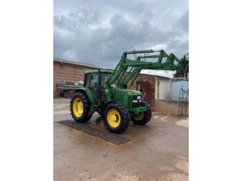John Deere 6900 - Tractor