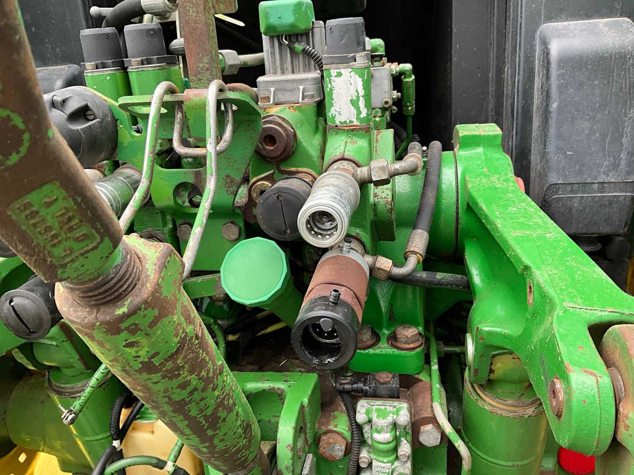 Tractor John Deere 6900