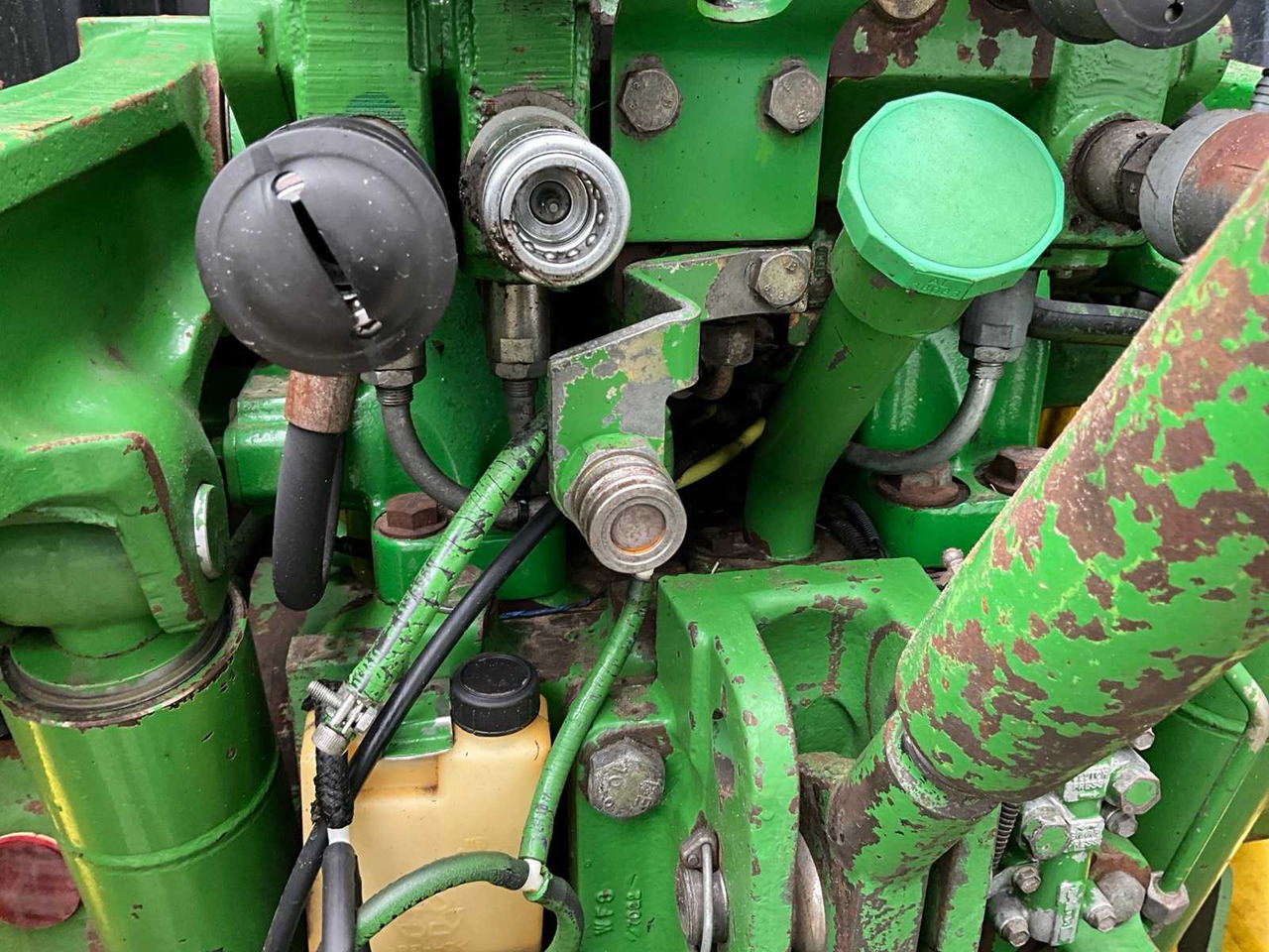 Tractor John Deere 6900