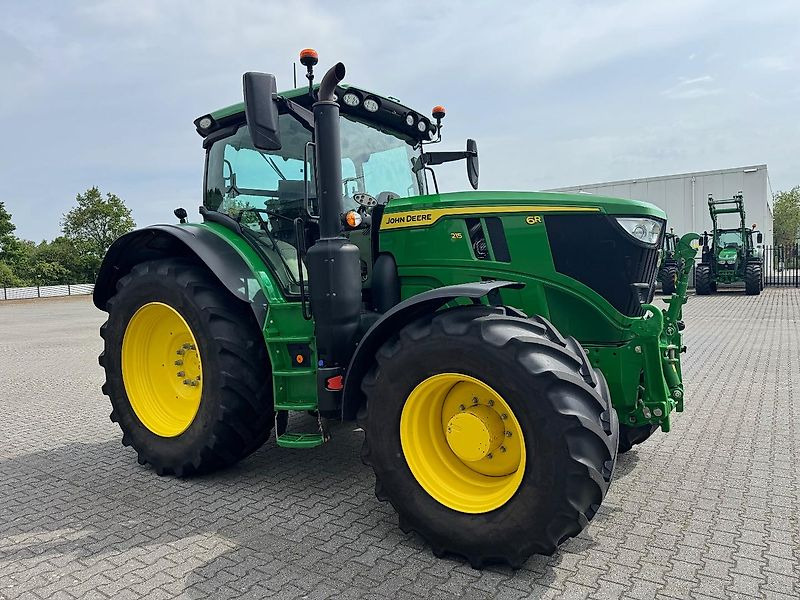 Tractor John Deere 6R215 AP 50KM COMMAND-PRO 2023 2690 UUR!!!