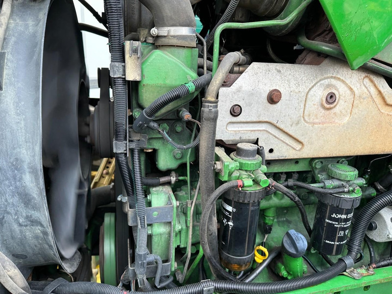 Tractor John Deere 7530