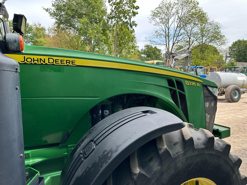 Tractor John Deere 8335R AutoPower