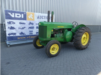 Tractor John-Deere AR