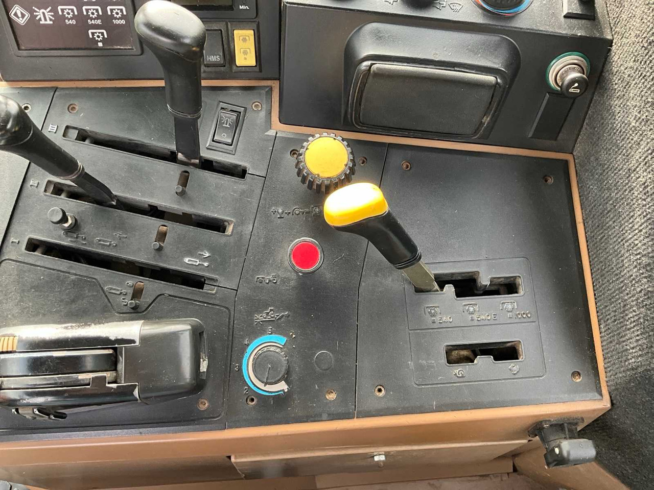 Tractor John deere 6100